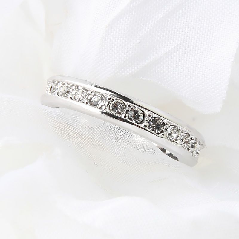 4月誕生石スワロフスキー★エタニティピンキーリング