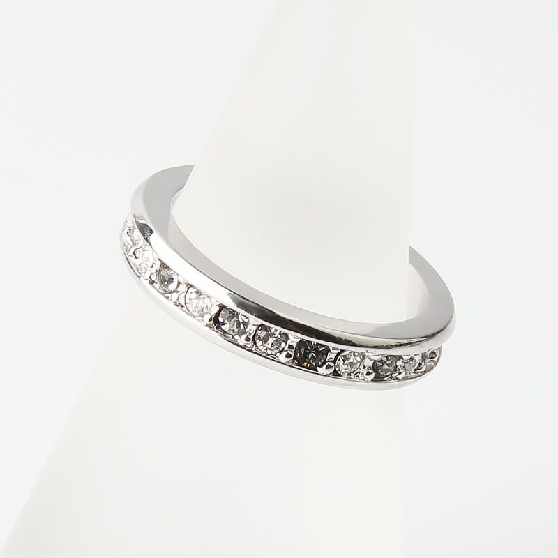 6月誕生石スワロフスキー★エタニティピンキーリング