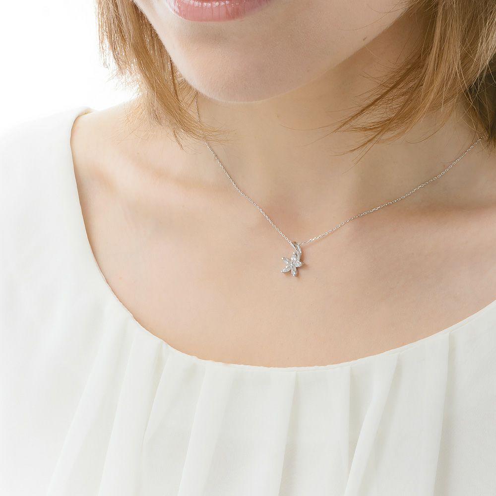 SVR925★ダイヤモンドCzフラワーネックレス