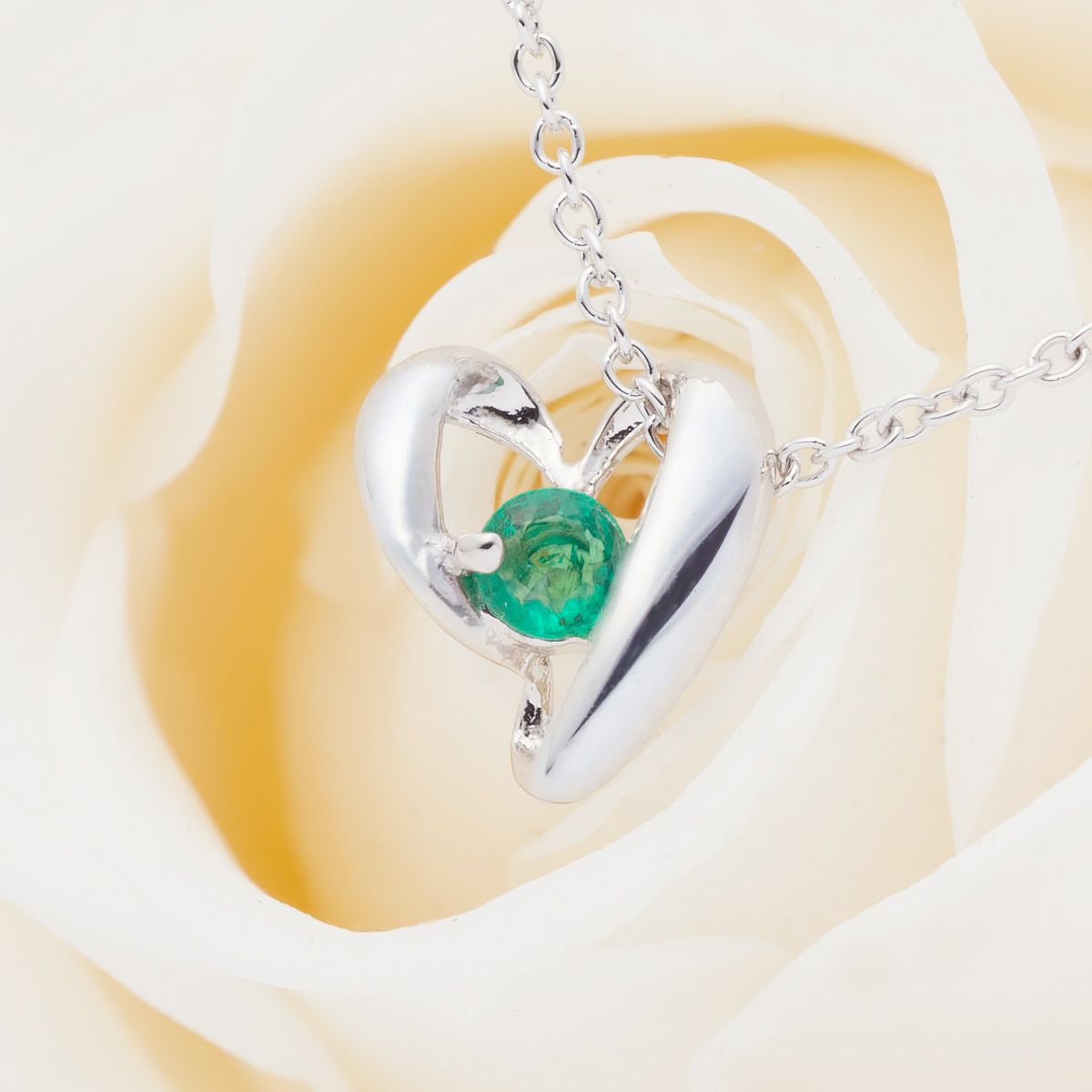 5月誕生石エメラルド★SVR925ハートネックレス