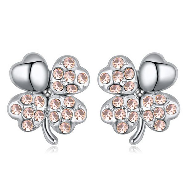 スワロフスキー★クローバーピアス